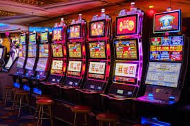Teko77 Live Casino dealer sungguhan Baccarat Roulette Blackjack streaming HD